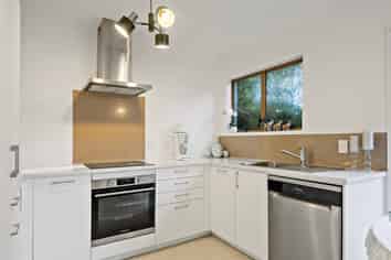 3/550 Glenfield Road, Glenfield