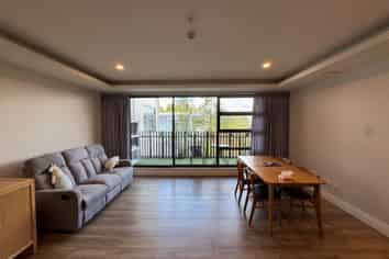 307/22 Library Lane, Albany