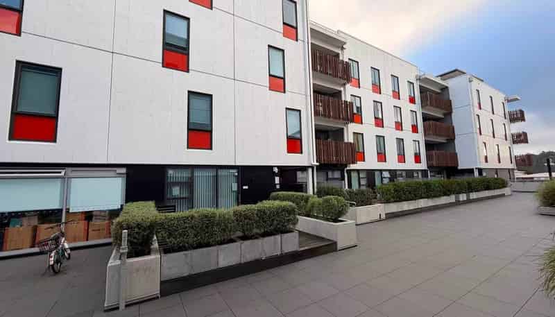 307/ Library Lane, Albany