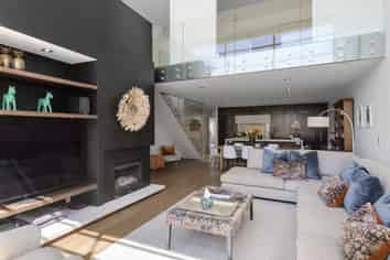 12 Holly Road, Saint Albans