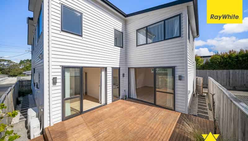 37 Stottholm Road, Titirangi