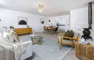 7/14 Willcott Street, Mount Albert