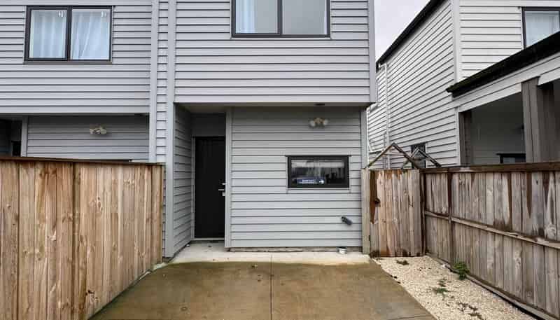 11 Kaha Road, Takanini