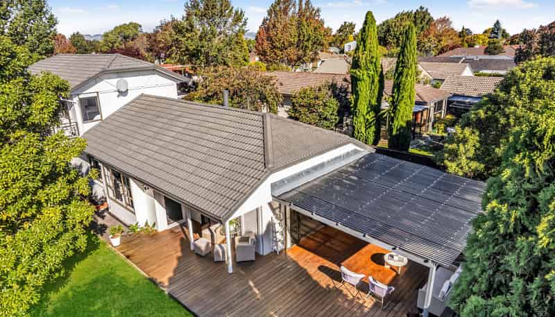 64 Karnak Crescent, Russley