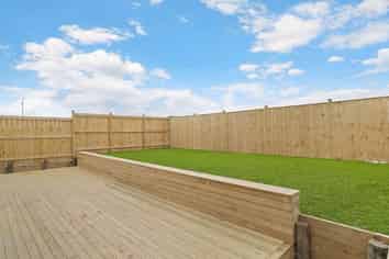 27 Woven Place, Karaka