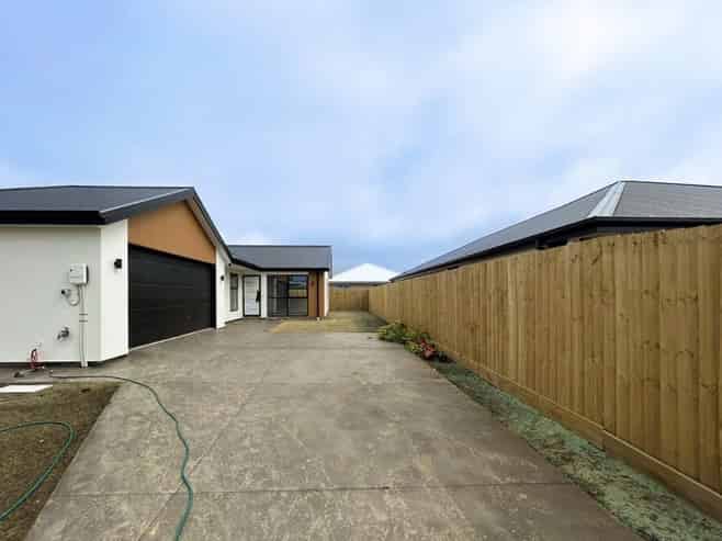 9 Archibald Place, Halswell