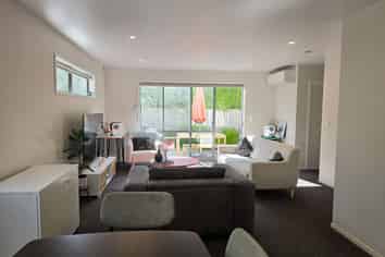 35 Whitmore Street, Edgeware