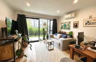 6/73 Hobsonville Point Road, Hobsonville