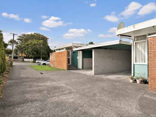 47 Mount Smart Road, Onehunga