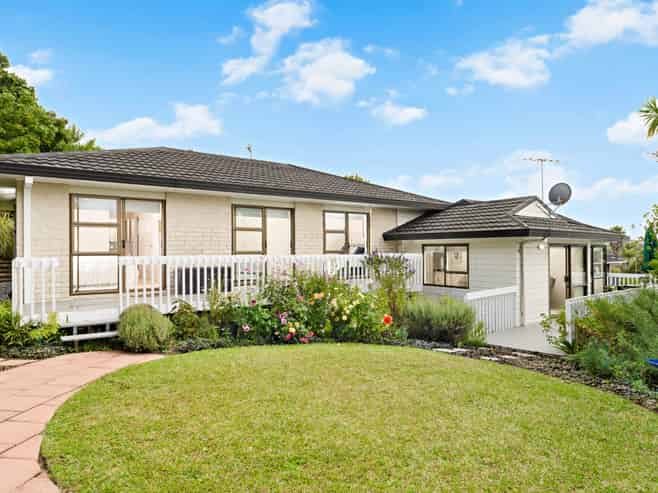 51 Redwing Street, Browns Bay