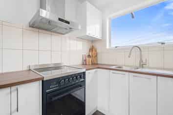 12/12/48 McLeod Road, Henderson