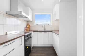 12/12/48 McLeod Road, Henderson