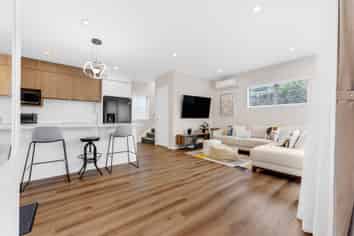 7/10 Newington Road, Henderson