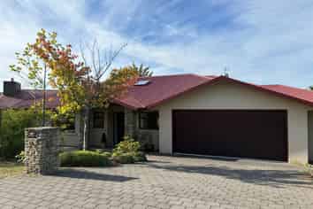 8 Bodkin Road, Alexandra