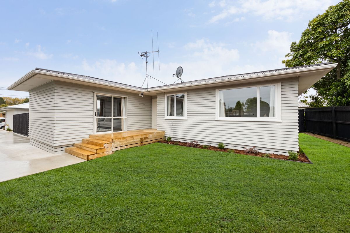 Freehold & Refreshed With Double Glazed Windows