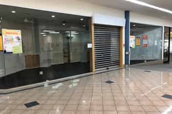 Retail for Lease – Meadowbank Mall