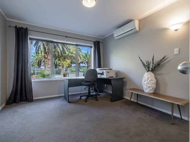 3783 Cambridge Road, Cambridge