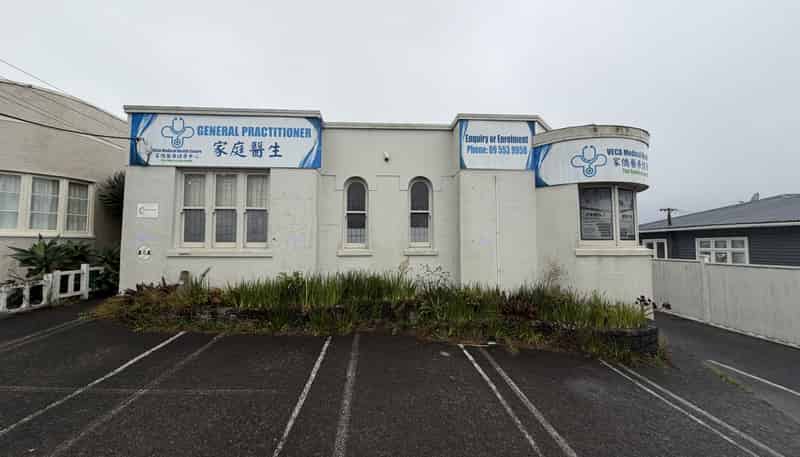 1/225 Onewa Road, Birkenhead