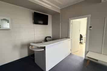 Affordable Birkenhead medical – functional space