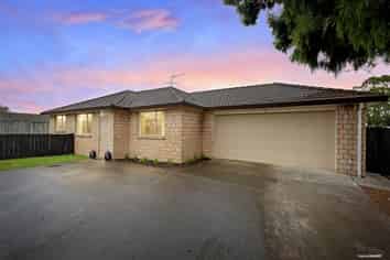 9 Les Marston Place, Pukekohe