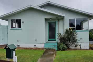 1 Macdonald St, Marchwiel