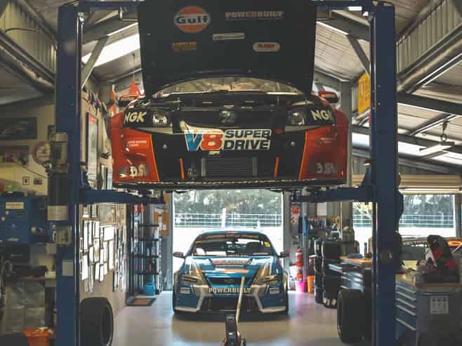 V8 SuperDrive - The Ultimate Experience Business