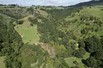  Paraketu Road, Waimiha