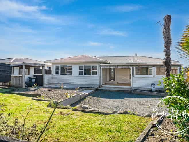 103 Hurndall Street, Maungaturoto