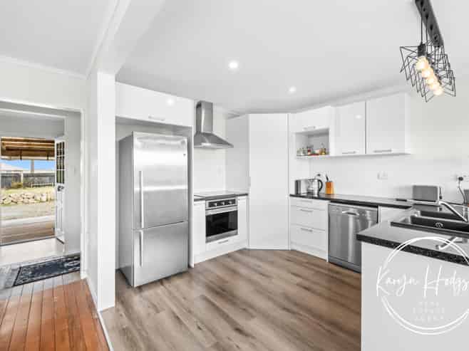 103 Hurndall Street, Maungaturoto