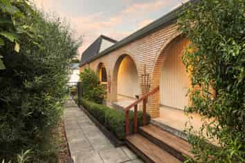 23 Gilbass Avenue, Hamilton Lake