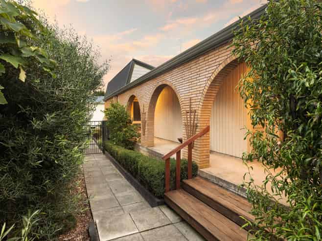 23 Gilbass Avenue, Hamilton Lake