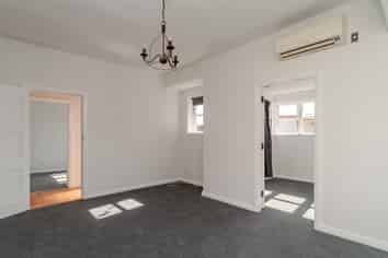 90 Copeland St, Epuni