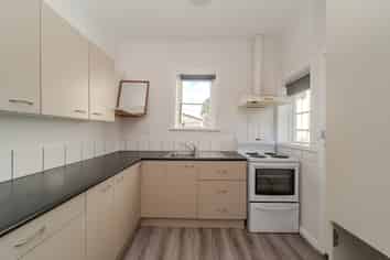 90 Copeland St, Epuni