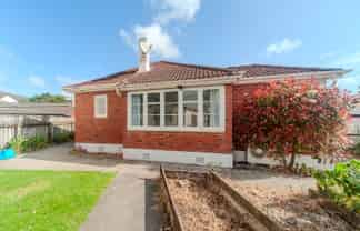 90 Copeland St, Epuni