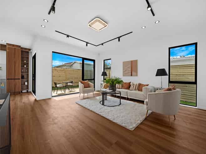 8E Brentford Place, Manurewa