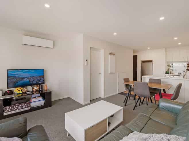 Unit 4/20 Ajax Street, Burwood