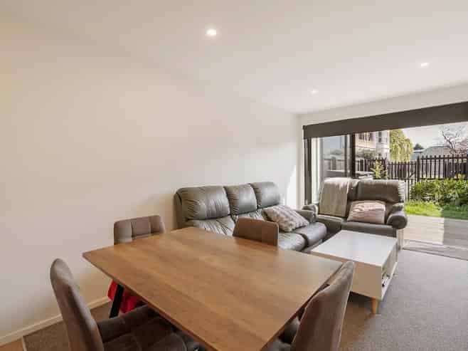 Unit 4/20 Ajax Street, Burwood