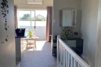 457a Devon Street East, Strandon