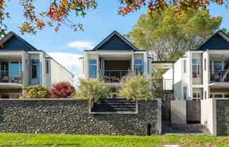 8/6 Harts Creek Lane, Clearwater, Northwood