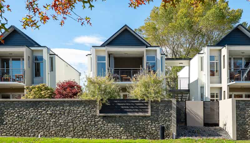 8/6 Harts Creek Lane, Clearwater, Northwood