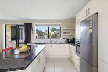 41 Breaker Grove, Waiuku