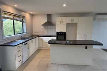 41 Breaker Grove, Waiuku