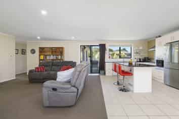 41 Breaker Grove, Waiuku