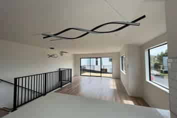 20A Pipitea Place, Massey