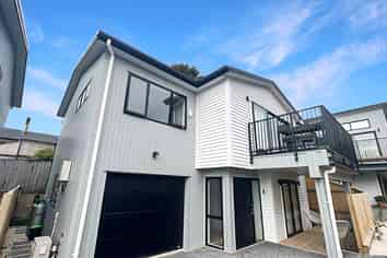 20A Pipitea Place, Massey