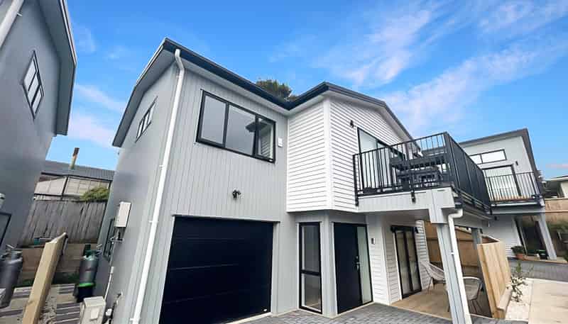 20A Pipitea Place, Massey