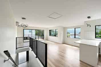 20A Pipitea Place, Massey