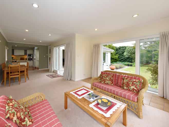 98 Brookside Terrace, Bryndwr