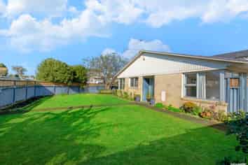 12 Stanniland Street, Sunnyhills