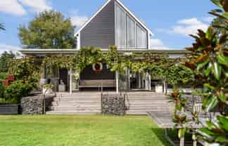 350 Clifton Road, Whitford